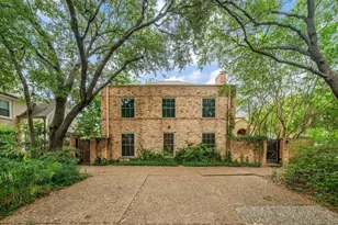 2219 Dickey Pl, Houston, TX 77019 - Photo 1
