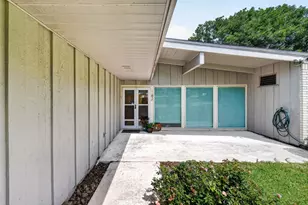 182 N Burnett Dr, Baytown, TX 77520 - Photo 6