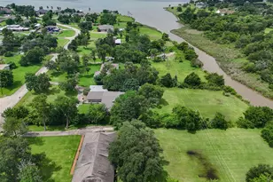 182 N Burnett Dr, Baytown, TX 77520 - Photo 44