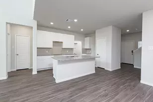 15619 Tranquil Pnes St, Conroe, TX 77302 - Photo 2