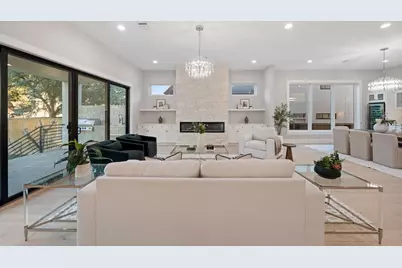 2046 Macarthur Street, Houston, TX 77030 - Photo 14