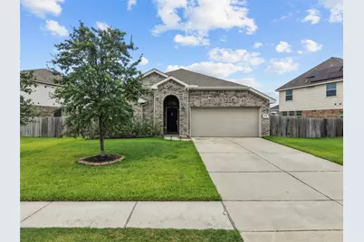 4331 Oakdale Mist Drive, Dickinson, TX 77539 - Photo 1
