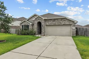4331 Oakdale Mist Dr, Dickinson, TX 77539 - Photo 2