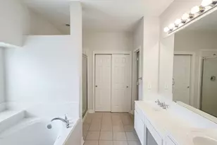 3002 Flintwood Dr, Sugar Land, TX 77479 - Photo 8