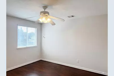 3002 Flintwood Drive, Sugar Land, TX 77479 - Photo 10