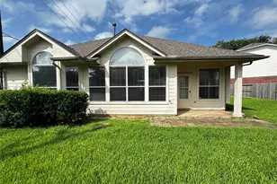 3002 Flintwood Dr, Sugar Land, TX 77479 - Photo 14