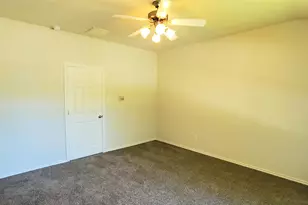 13043 Peppergate Ln, Houston, TX 77044 - Photo 18