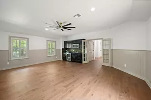 10332 Hunter Creek Ln, Conroe, TX 77304 - Photo 18