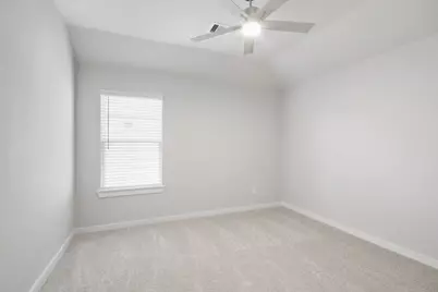 3211 Bushy Hawthorne Drive, Conroe, TX 77301 - Photo 16