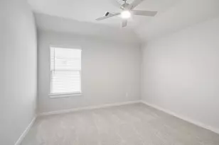 3211 Bushy Hawthorne Dr, Conroe, TX 77301 - Photo 16