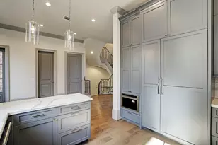 1909 Revere St, Houston, TX 77019 - Photo 8