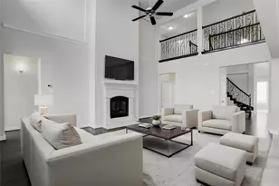 12923 Lott Ave, Houston, TX 77089 - Photo 10