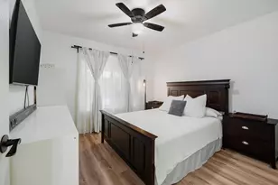 7912 Ellinger Ln, Houston, TX 77040 - Photo 14