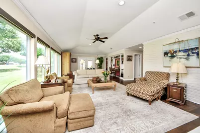 31 Bendwood Drive, Sugar Land, TX 77478 - Photo 6
