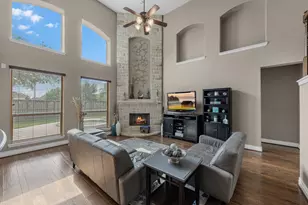 2906 Dogwood Blossom Trail, Pearland, TX 77581 - Photo 10