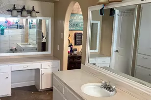 5103 Ashwood Dr, Baytown, TX 77521 - Photo 6