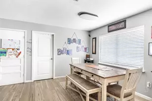 5103 Ashwood Dr, Baytown, TX 77521 - Photo 6