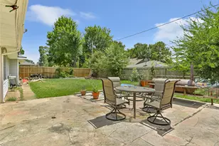 5103 Ashwood Dr, Baytown, TX 77521 - Photo 16