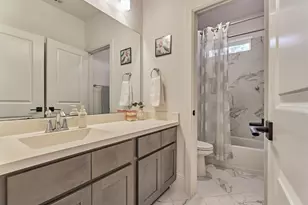 70 E Liberty Square Pl, The Woodlands, TX 77389 - Photo 30
