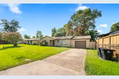 5830 Woodview Drive, Houston, TX 77396 - Photo 14