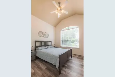 6 Avenswood Place, The Woodlands, TX 77382 - Photo 4