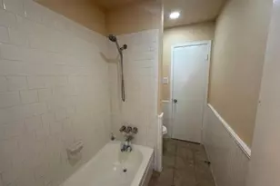 5921 Arncliffe Dr, Houston, TX 77088 - Photo 14