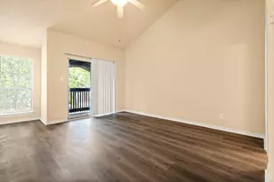 5921 Arncliffe Dr, Houston, TX 77088 - Photo 10
