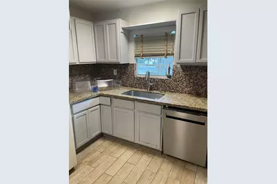 4402 Dallas Street, Beaumont, TX 77703 - Photo 4