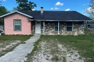 4402 Dallas St, Beaumont, TX 77703 - Photo 1