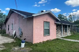4402 Dallas St, Beaumont, TX 77703 - Photo 2