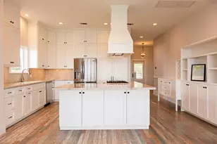 2612 Todville Rd, Seabrook, TX 77586 - Photo 6