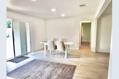 639 Feamster Drive, Houston, TX 77022 - Photo 6