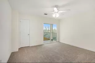 5007 Mallow St, Houston, TX 77033 - Photo 4