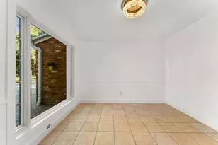 33 Crystal Lake Ln, The Woodlands, TX 77380 - Photo 22