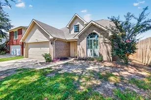 1302 E April Rain Ct, Missouri City, TX 77489 - Photo 4