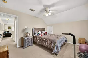 1302 E April Rain Ct, Missouri City, TX 77489 - Photo 32