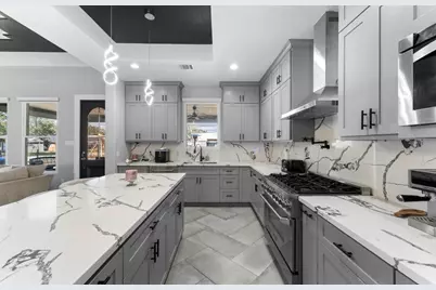 8105 Jet Pilot Street, Houston, TX 77075 - Photo 8