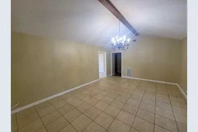 2626 Beluche, Galveston, TX 77551 - Photo 4