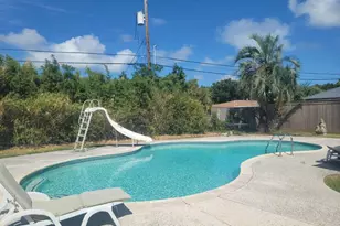 2626 Beluche, Galveston, TX 77551 - Photo 18