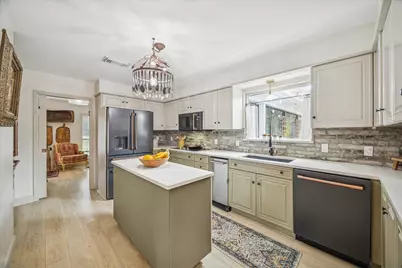 660 Louisiana Park, Conroe, TX 77302 - Photo 4