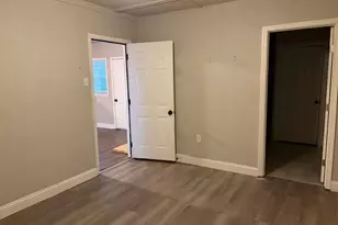 5818 Glenhurst Dr, Houston, TX 77033 - Photo 16