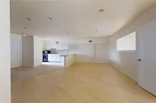2102 S Branard St, Houston, TX 77098 - Photo 10