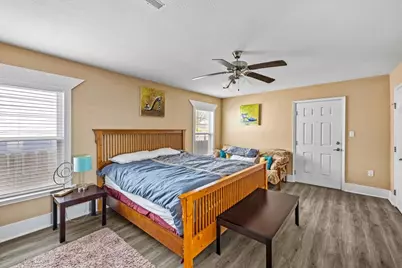 2823 Avenue Q #A, Galveston, TX 77550 - Photo 8