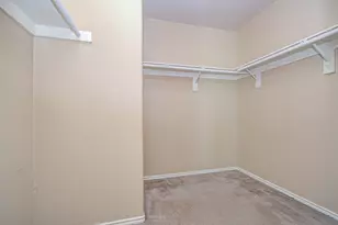 3910 Ridge Canyon Rd, Baytown, TX 77521 - Photo 18