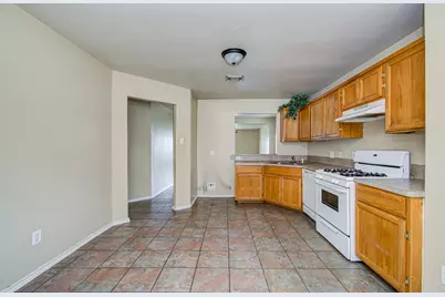3910 Ridge Canyon Road, Baytown, TX 77521 - Photo 6