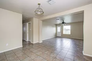 3910 Ridge Canyon Rd, Baytown, TX 77521 - Photo 10
