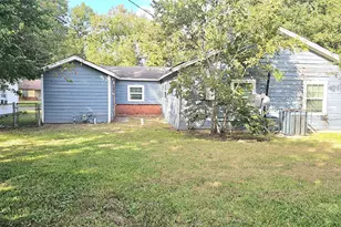 6018 Beldart St, Houston, TX 77033 - Photo 16