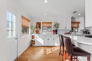 4721 Kingfisher Dr, Houston, TX 77035 - Photo 8