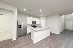 3874 Avalon Ln, Conroe, TX 77301 - Photo 2