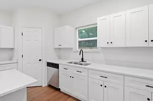6109 Woodrow St, Texas City, TX 77591 - Photo 12